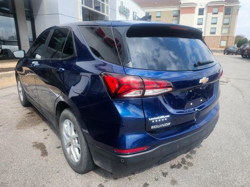 2023 Chevrolet Equinox LS