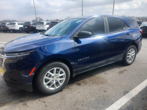 2023 Chevrolet Equinox LS