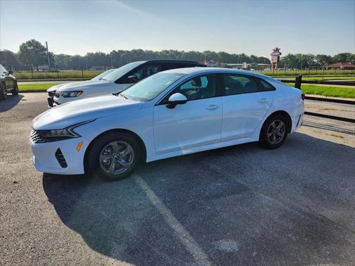 2022 Kia K5 LXS