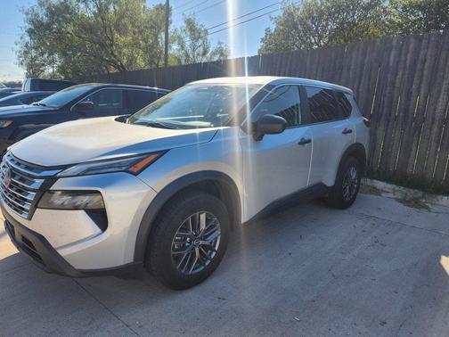 2024 Nissan Rogue S