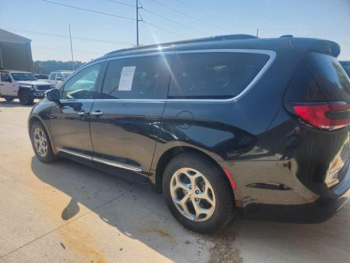 2023 Chrysler Pacifica Limited
