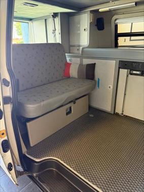 1997 Volkswagen Eurovan Campmobile 3dr Mini Van