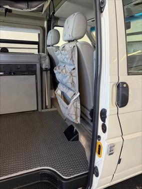 1997 Volkswagen Eurovan Campmobile 3dr Mini Van