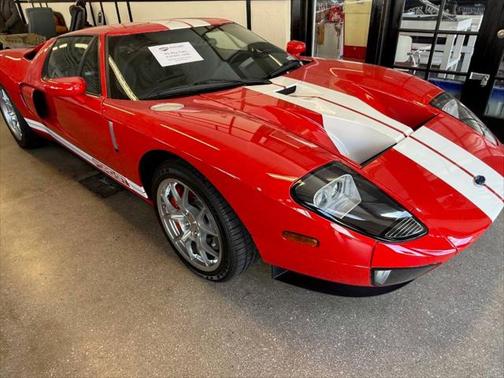 2005 Ford GT Base 2dr Coupe