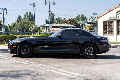 2012 Mercedes-Benz SLS AMG Base