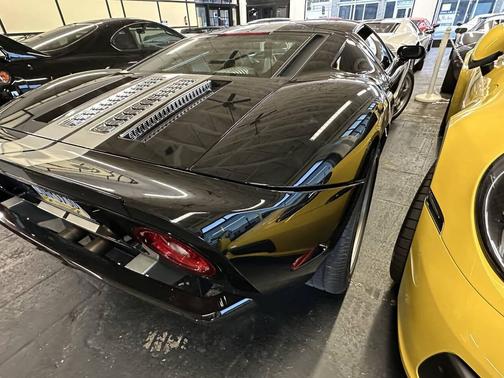 2005 Ford GT Base 2dr Coupe