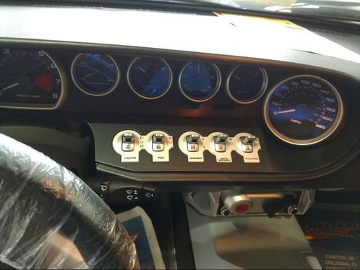 2005 Ford GT Base 2dr Coupe