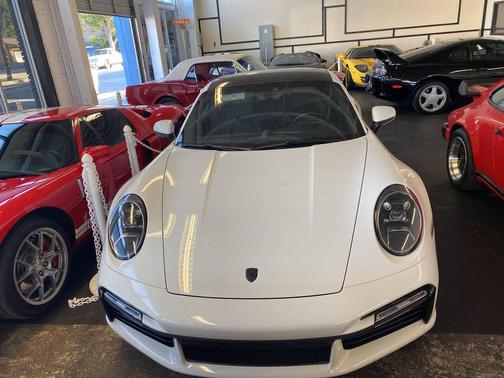 2021 Porsche 911 Turbo