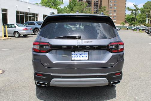 2025 Honda Pilot Elite