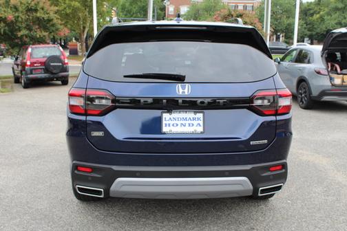 2025 Honda Pilot Touring