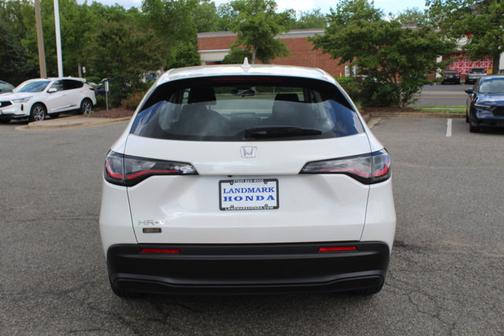 2025 Honda HR-V LX