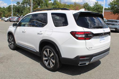 2025 Honda Pilot Elite