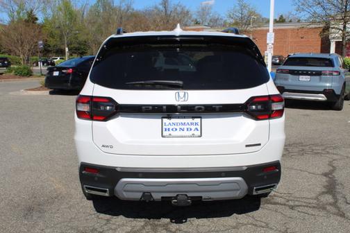 2025 Honda Pilot Touring