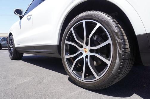 2023 Porsche Cayenne Cayenne