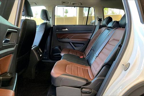 Oryx White Pearl 2021 Volkswagen Atlas 3.6L SEL Premium