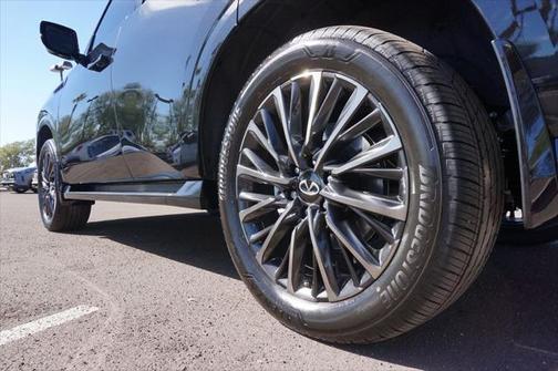 2025 INFINITI QX80 AUTOGRAPH AWD