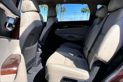 2018 Kia Sorento EX