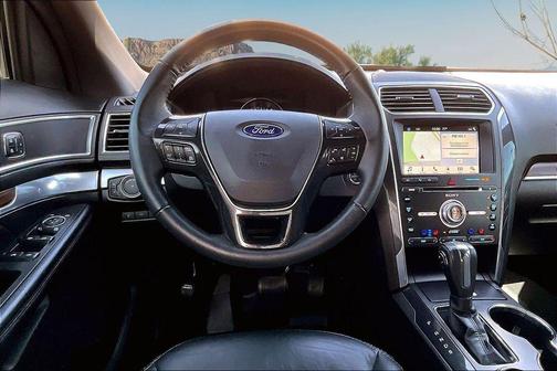 Ingot Silver 2018 Ford Explorer Limited