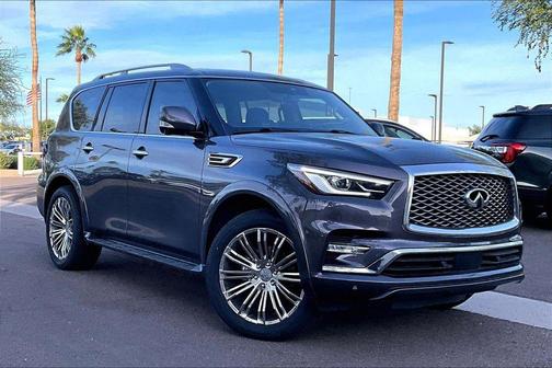 2023 INFINITI QX80 Luxe