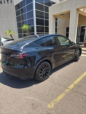 2024 Tesla Model Y Long Range Dual Motor All-Wheel Drive