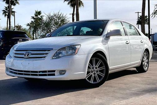2005 Toyota Avalon 