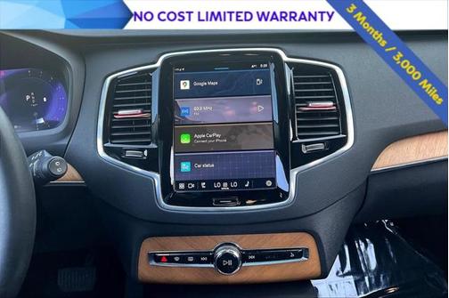 2023 Volvo XC90 B5 Plus