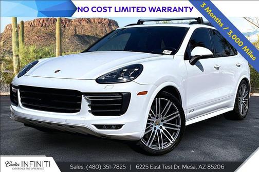 Carrara White Metallic 2017 Porsche Cayenne GTS