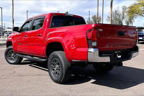 Barcelona Red Metallic 2018 Toyota Tacoma V6