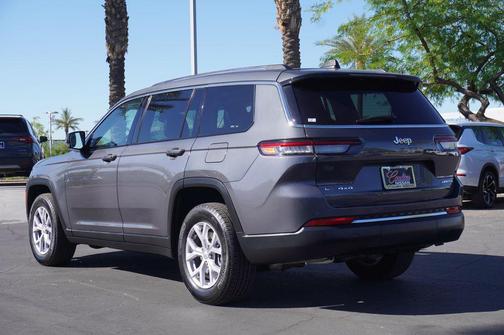 Baltic Gray Metallic Clearcoat 2022 Jeep Grand Cherokee L Limited
