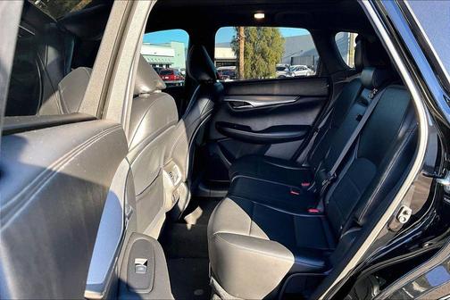 2021 INFINITI QX50 LUXE AWD