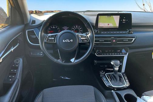 2023 Kia Seltos S