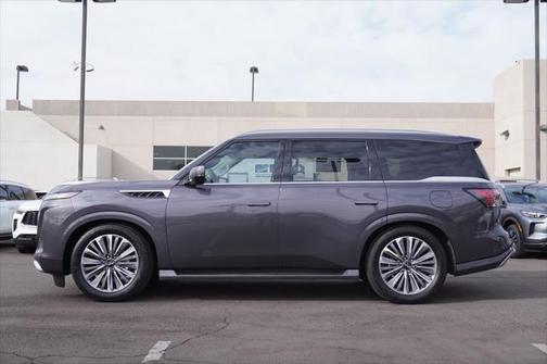 2025 INFINITI QX80 Luxe