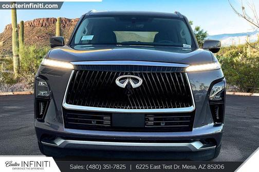 2025 INFINITI QX80 Luxe