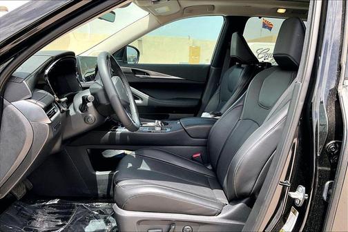 Mineral Black 2026 INFINITI QX60 LUXE FWD