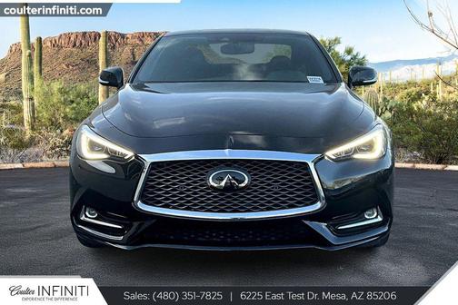 2022 INFINITI Q60 LUXE