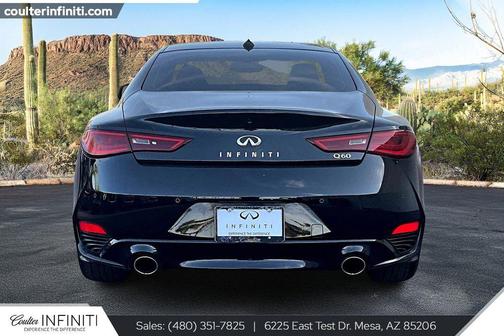 2022 INFINITI Q60 LUXE