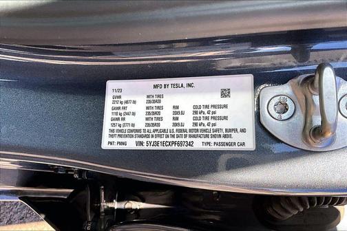 2023 Tesla Model 3 Performance