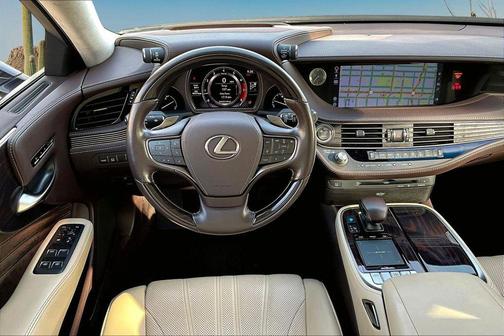 2019 Lexus LS 500 