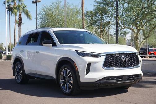 2025 INFINITI QX60 Luxe