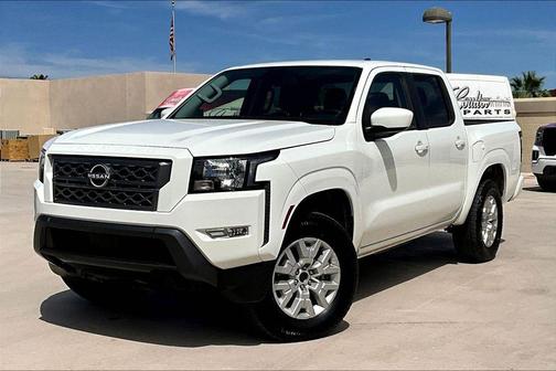 Glacier White 2024 Nissan Frontier SV
