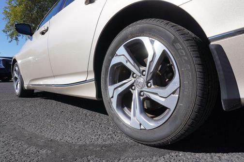 2020 Honda Accord EX-L 1.5T