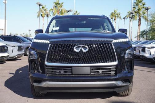 2025 INFINITI QX80 Luxe