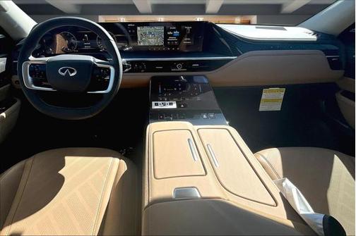 2025 INFINITI QX80 Luxe