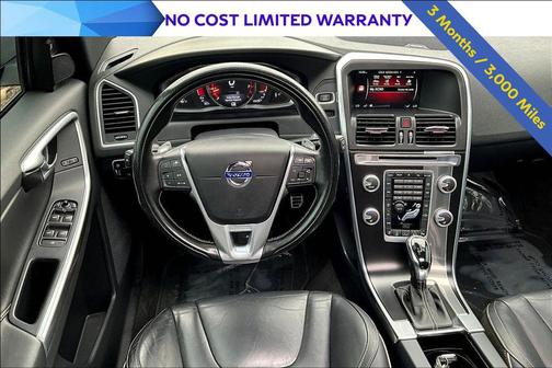 2016 Volvo XC60 T6 R-Design Platinum