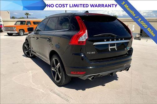2016 Volvo XC60 T6 R-Design Platinum