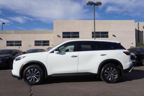 2025 INFINITI QX60 Pure