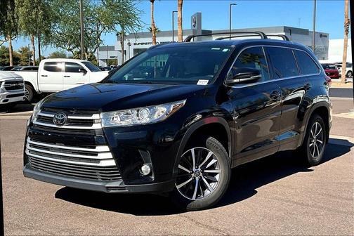2017 Toyota Highlander 