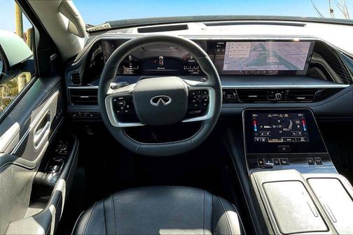 2025 INFINITI QX80 Luxe