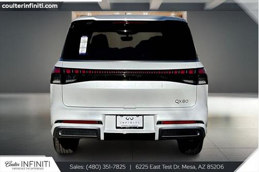 2025 INFINITI QX80 Luxe