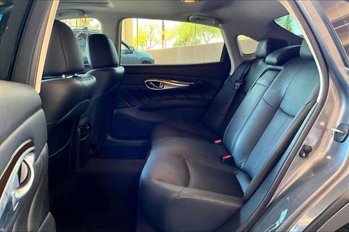 Graphite Shadow 2016 INFINITI Q70L 3.7